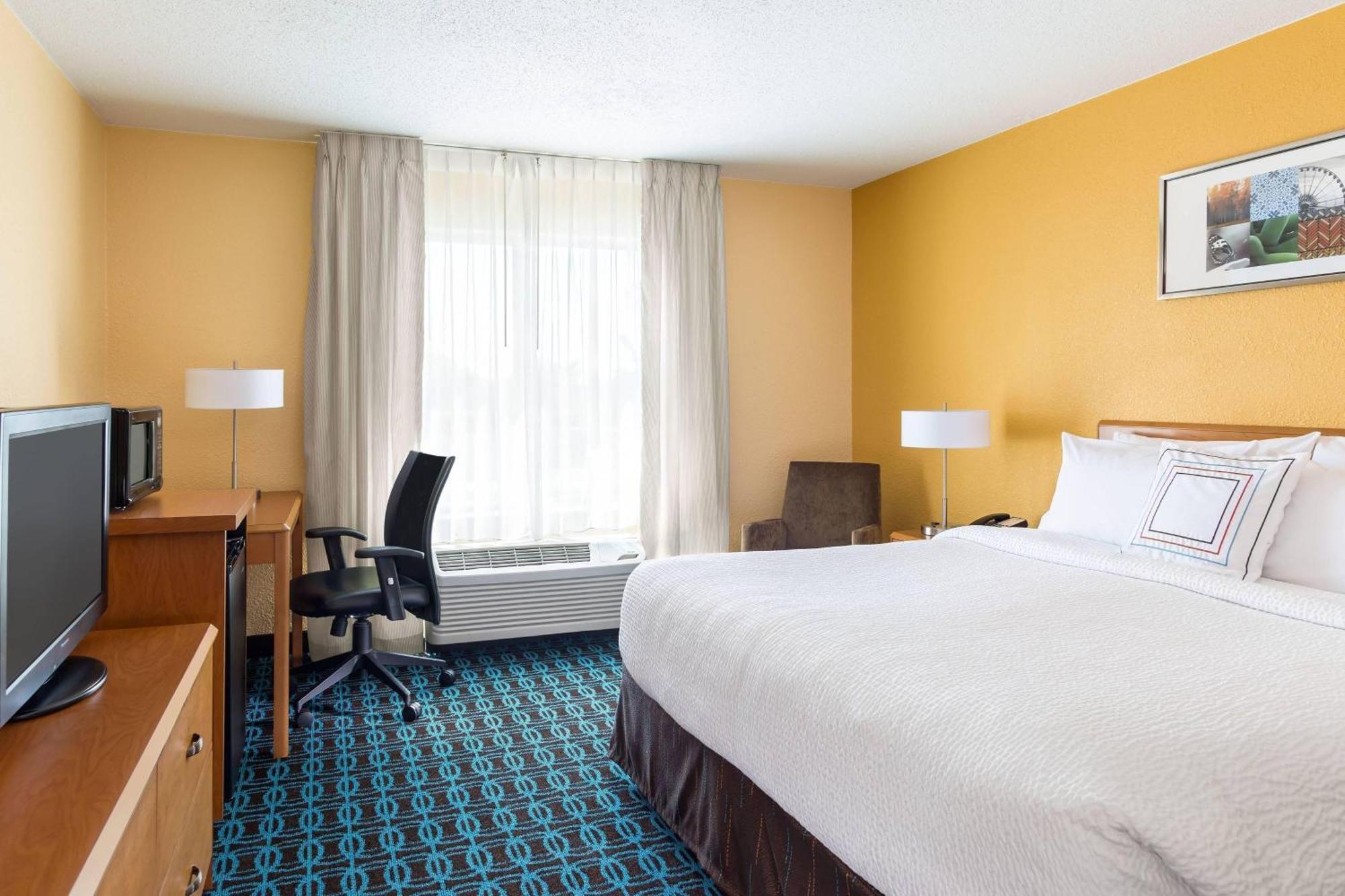 Fairfield Inn & Suites Valparaiso Dış mekan fotoğraf