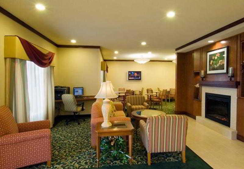 Fairfield Inn & Suites Valparaiso Dış mekan fotoğraf